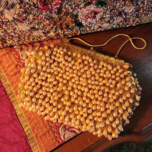 VINTAGE 1960s DEBBIE Gold Beige Faux Pearl Beaded Evening Bag Made in Hong Kong - Picture 12 of 16